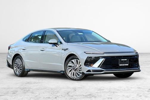 2025 Hyundai SONATA Hybrid SE