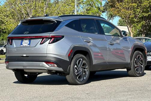 Shimmering Silver 2026 Hyundai TUCSON Hybrid Limited
