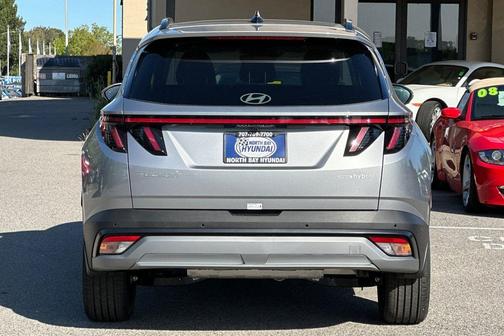 Shimmering Silver 2026 Hyundai TUCSON Hybrid Limited