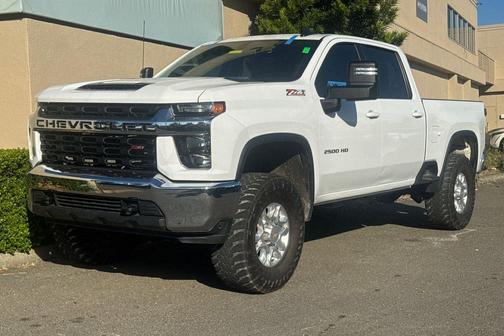 Summit White 2023 Chevrolet Silverado 2500 LT