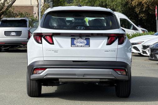 Creamy White Pearl 2026 Hyundai TUCSON Hybrid Blue SE
