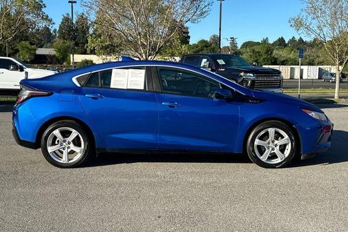 2018 Chevrolet Volt LT