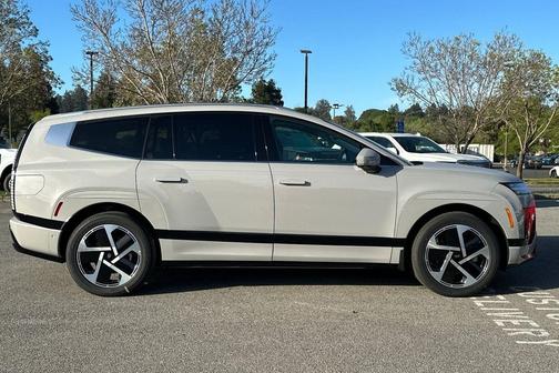 Cyber Gray 2026 Hyundai IONIQ 9 Performance Calligraphy