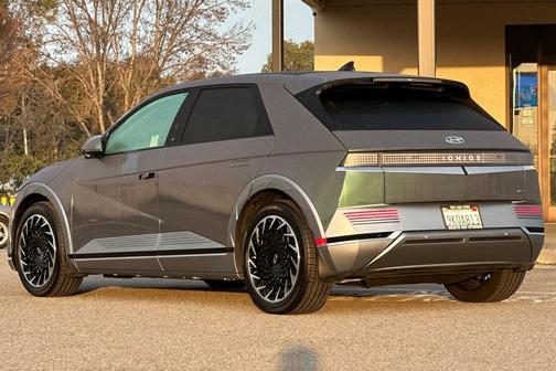 2024 Hyundai IONIQ 5 Limited