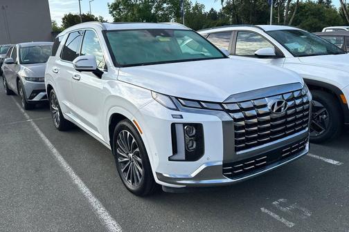 Hyper White 2023 Hyundai PALISADE Calligraphy