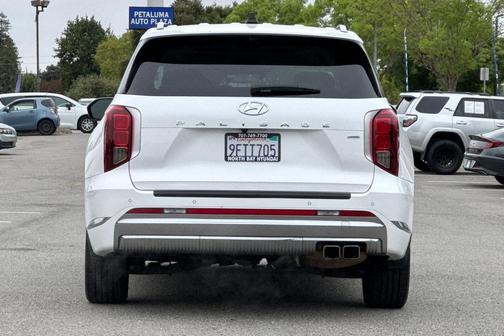 Hyper White 2023 Hyundai PALISADE Calligraphy