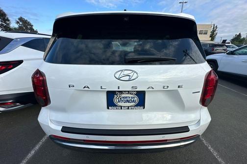 Hyper White 2023 Hyundai PALISADE Calligraphy