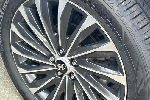 Hyper White 2023 Hyundai PALISADE Calligraphy