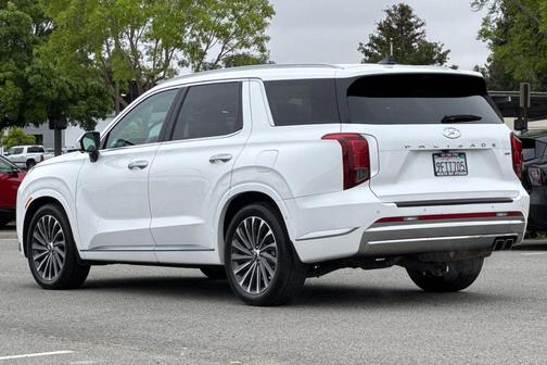 Hyper White 2023 Hyundai PALISADE Calligraphy