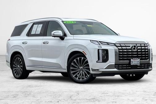 Hyper White 2023 Hyundai PALISADE Calligraphy