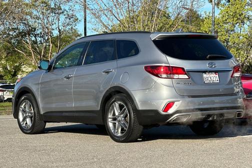 2017 Hyundai SANTA FE SE Ultimate