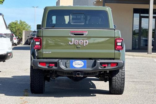 Sarge Green Clearcoat 2022 Jeep Gladiator Rubicon