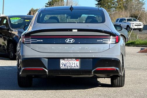 2025 Hyundai SONATA SEL