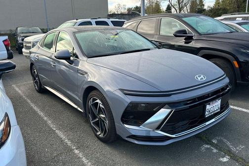 2025 Hyundai SONATA SEL