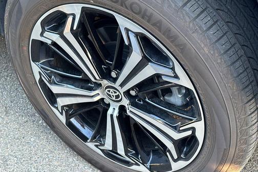 2024 Toyota RAV4 Prime XSE