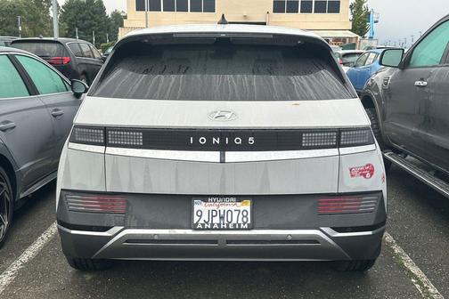 2024 Hyundai IONIQ 5 SEL