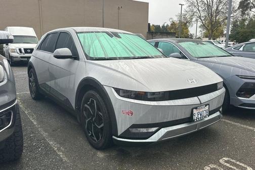 2024 Hyundai IONIQ 5 SEL
