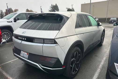 2023 Hyundai IONIQ 5 SEL