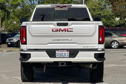 White Frost Tricoat 2021 GMC Sierra 2500 Denali