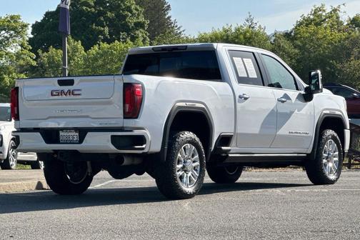 White Frost Tricoat 2021 GMC Sierra 2500 Denali