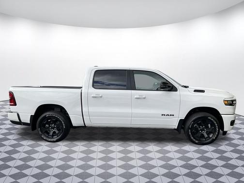 Bright White Clearcoat 2025 RAM 1500 Sport
