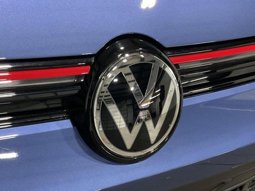 Slate Blue Metallic 2025 Volkswagen Golf GTI 2.0T SE DSG