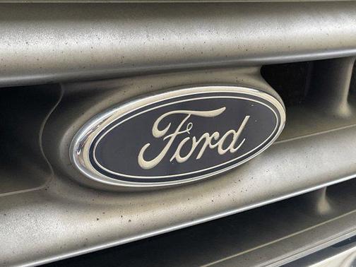 1999 Ford F-350 XLT Crew Cab Super Duty