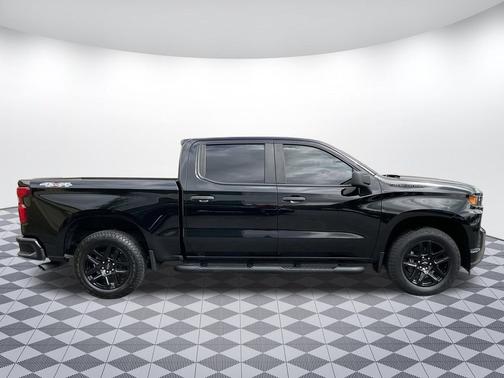 Black 2021 Chevrolet Silverado 1500 Custom