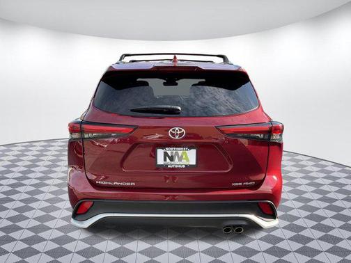 Ruby Flare Pearl 2021 Toyota Highlander XSE