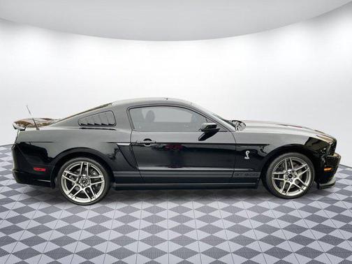 2013 Ford Shelby GT500 Base