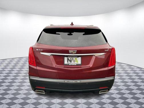 2017 Cadillac XT5 Base