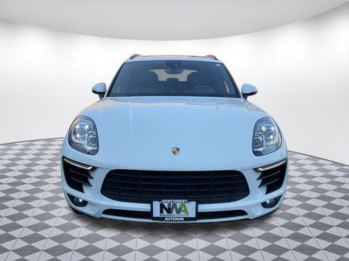 2017 Porsche Macan AWD