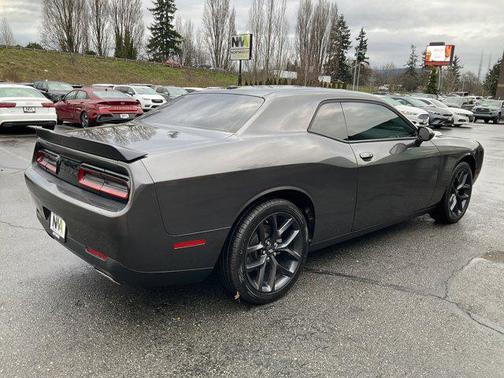 2021 Dodge Challenger SXT
