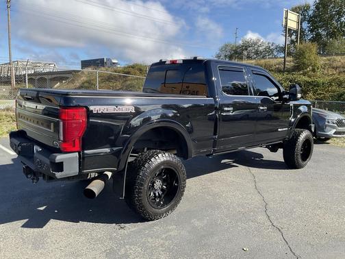 Green 2021 Ford F-350 Platinum