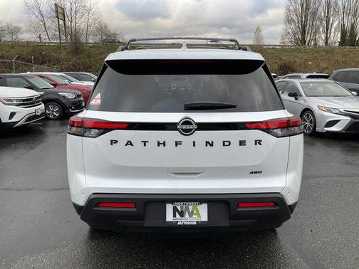 2025 Nissan Pathfinder SV 4WD