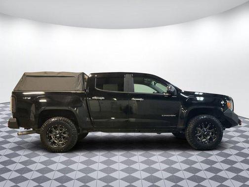 Onyx Black 2017 GMC Canyon SLT