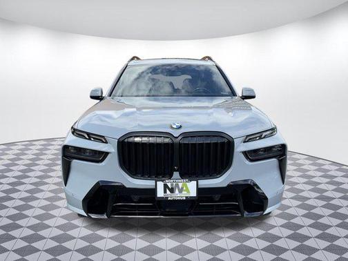 Brooklyn Grey Metallic 2023 BMW X7 xDrive40i