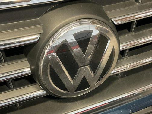2021 Volkswagen Passat 2.0T R-Line