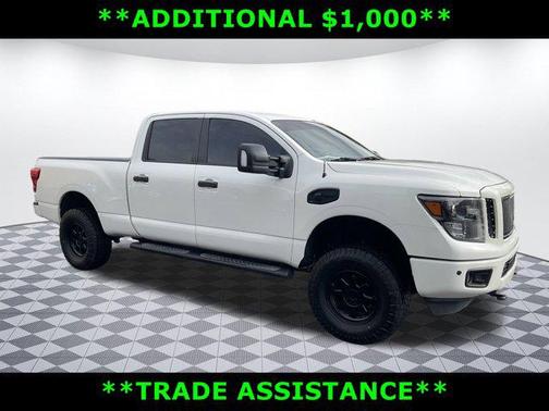 2019 Nissan Titan XD SL