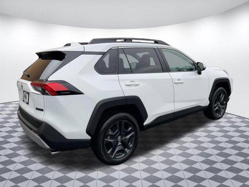 Ice Cap 2024 Toyota RAV4 Adventure