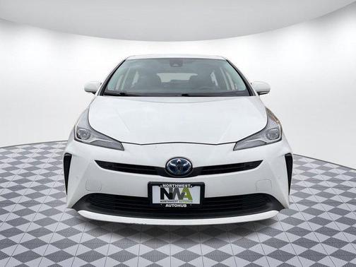 2022 Toyota Prius L