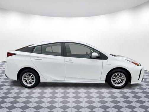 2022 Toyota Prius L