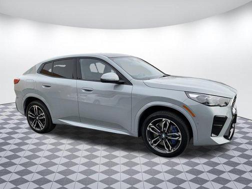 Gray 2025 BMW X2 xDrive28i