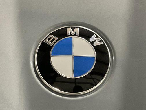Gray 2025 BMW X2 xDrive28i