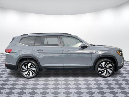 2025 Volkswagen Atlas 2.0T SE w/Technology 4MOTION