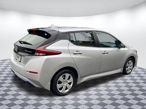 2022 Nissan Leaf S 40 kWh