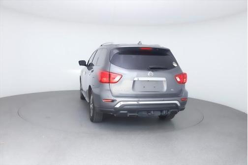 2019 Nissan Pathfinder SL