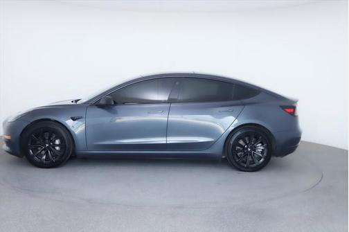 2022 Tesla Model 3 Standard Range