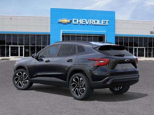 Mosaic Black Metallic 2026 Chevrolet Trax FWD 2RS