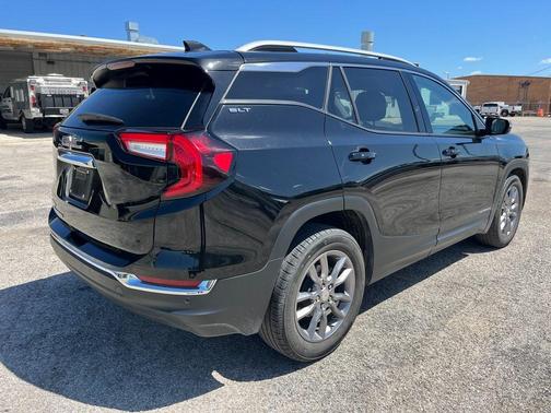Ebony Twilight Metallic 2022 GMC Terrain SLT
